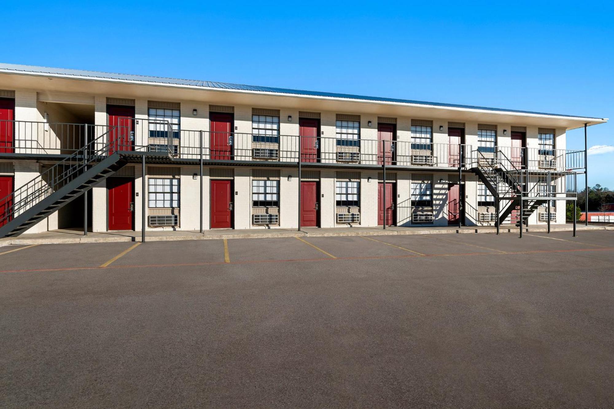 Red Roof Inn Nacogdoches Exterior photo