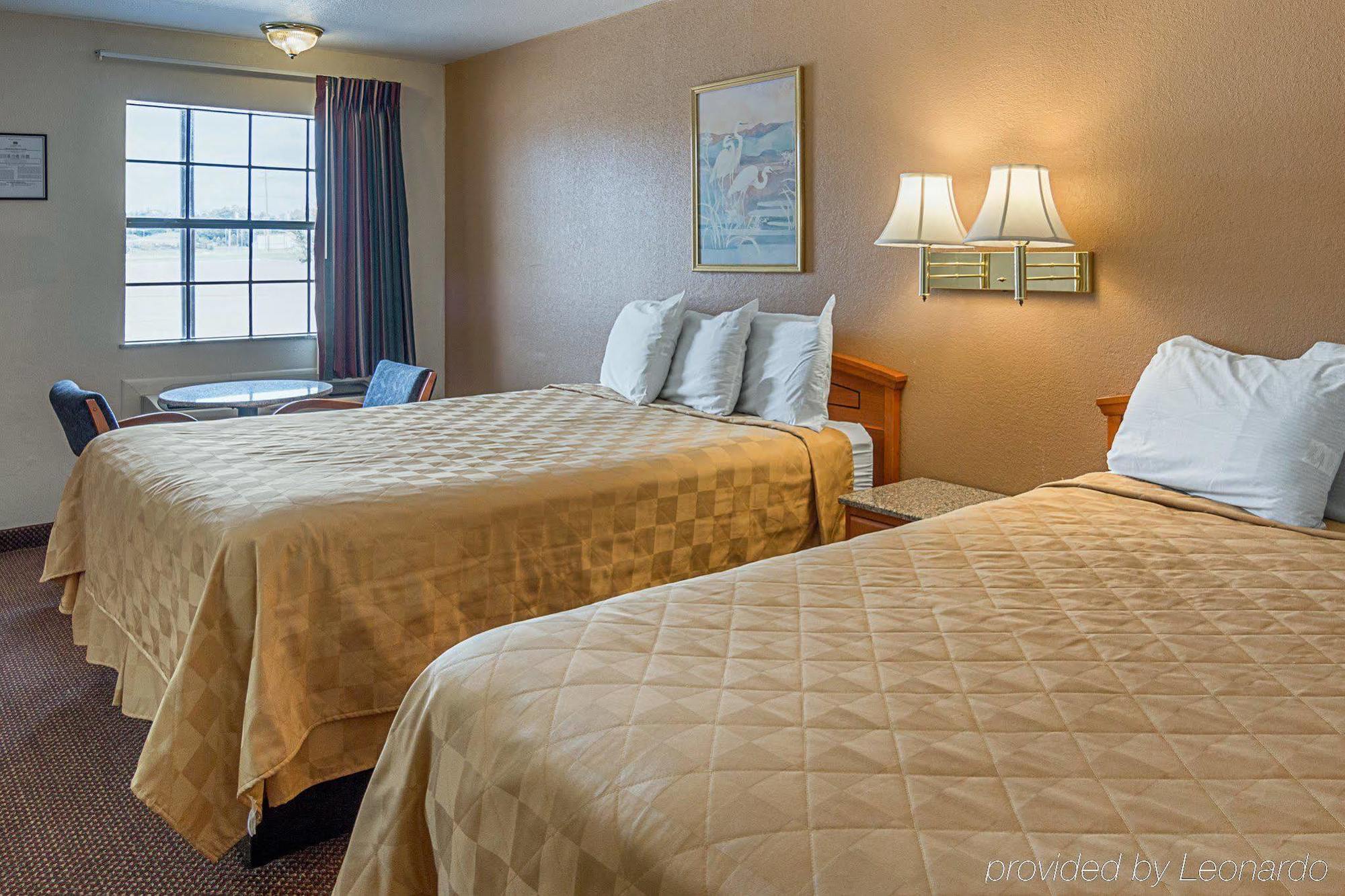 Red Roof Inn Nacogdoches Exterior photo
